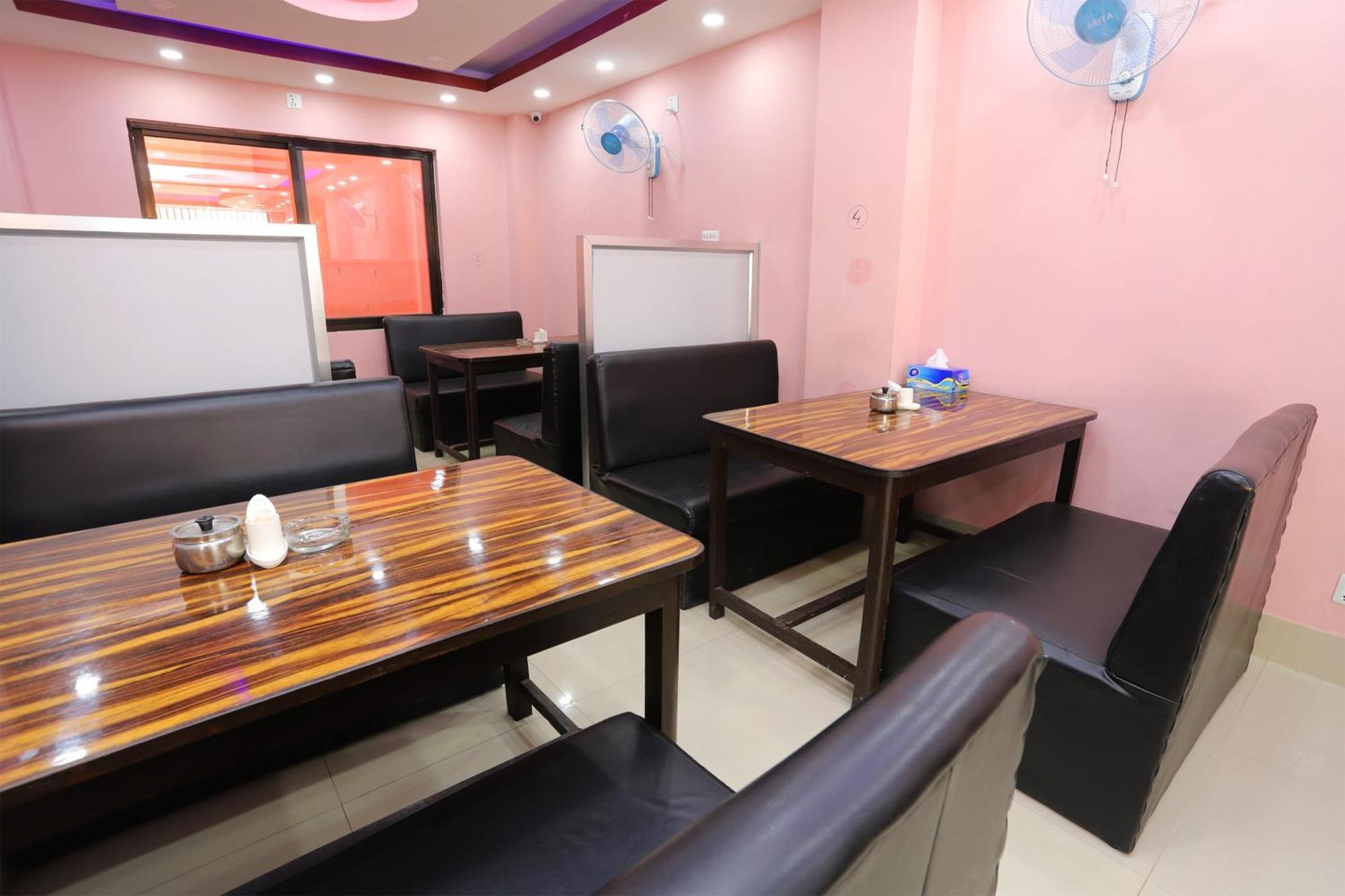 Oyo 137 Hotel Pranisha Inn Pashupatināth Eksteriør bilde